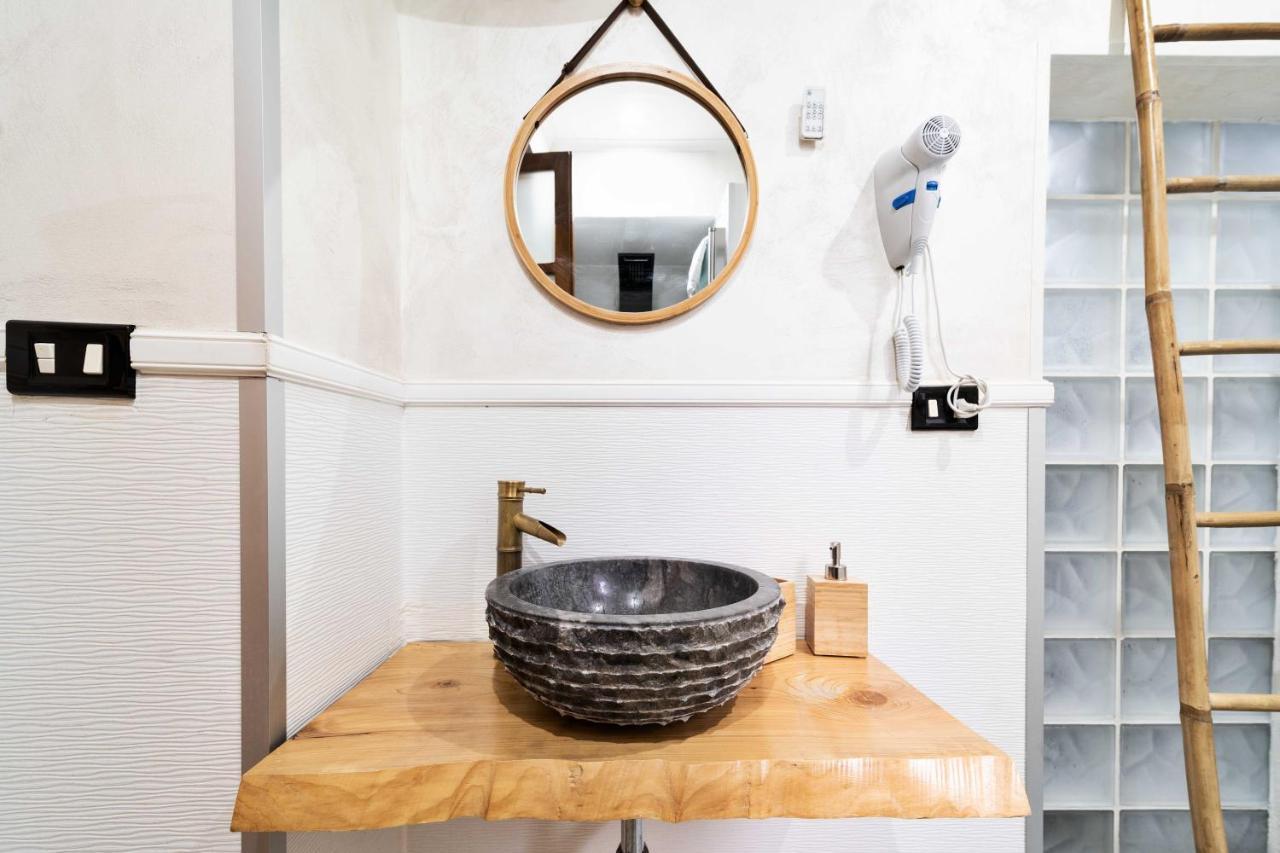 Apartmán Newhouse Dei Mille Bari Exteriér fotografie