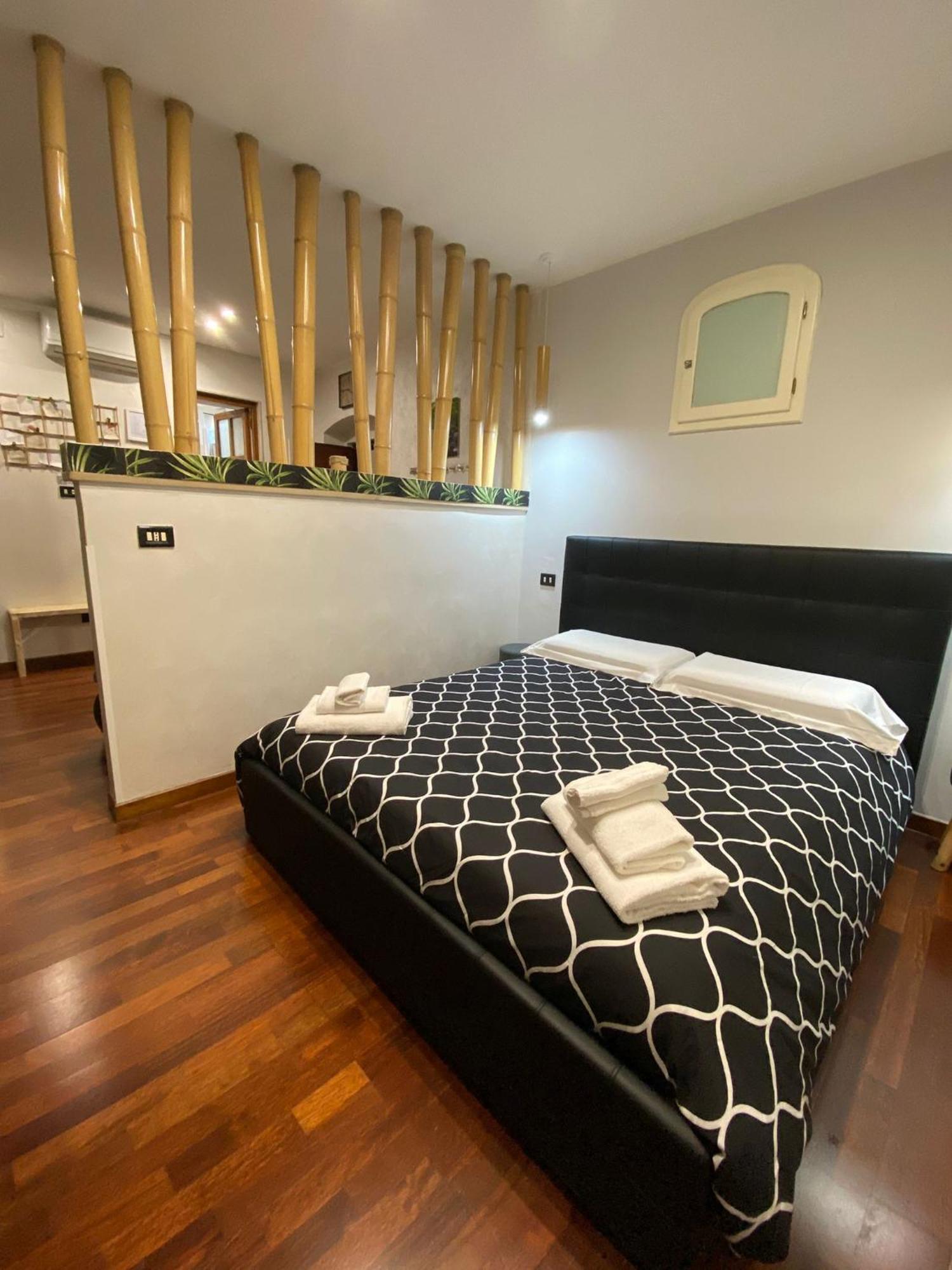 Apartmán Newhouse Dei Mille Bari Exteriér fotografie